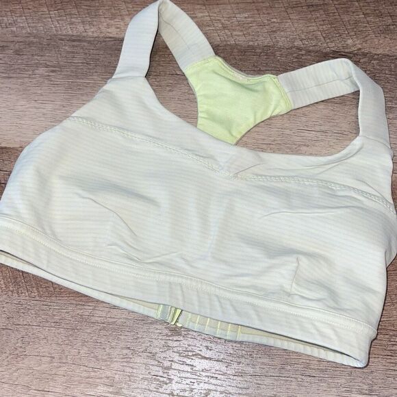 Lululemon Run: Hook Me Up Bra Wagon Stripe Faded Zap / Faded Zap Size 4 - Picture 2 of 7